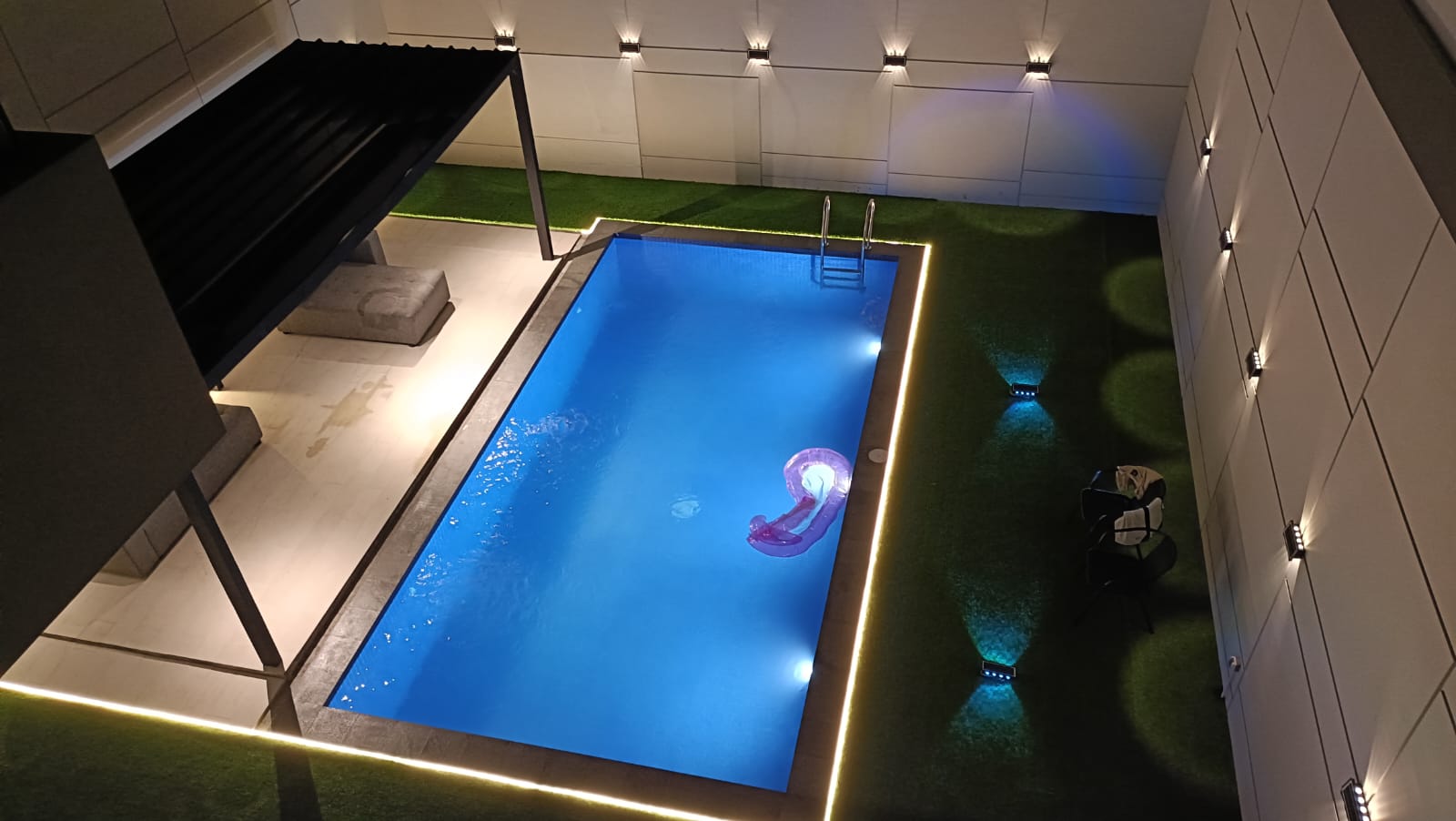 Kolam renang Pondok Indah